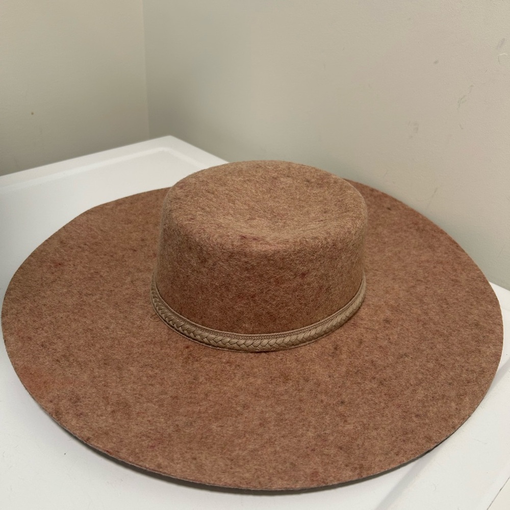 Universal Thread Tan Wool Fedora Hat
